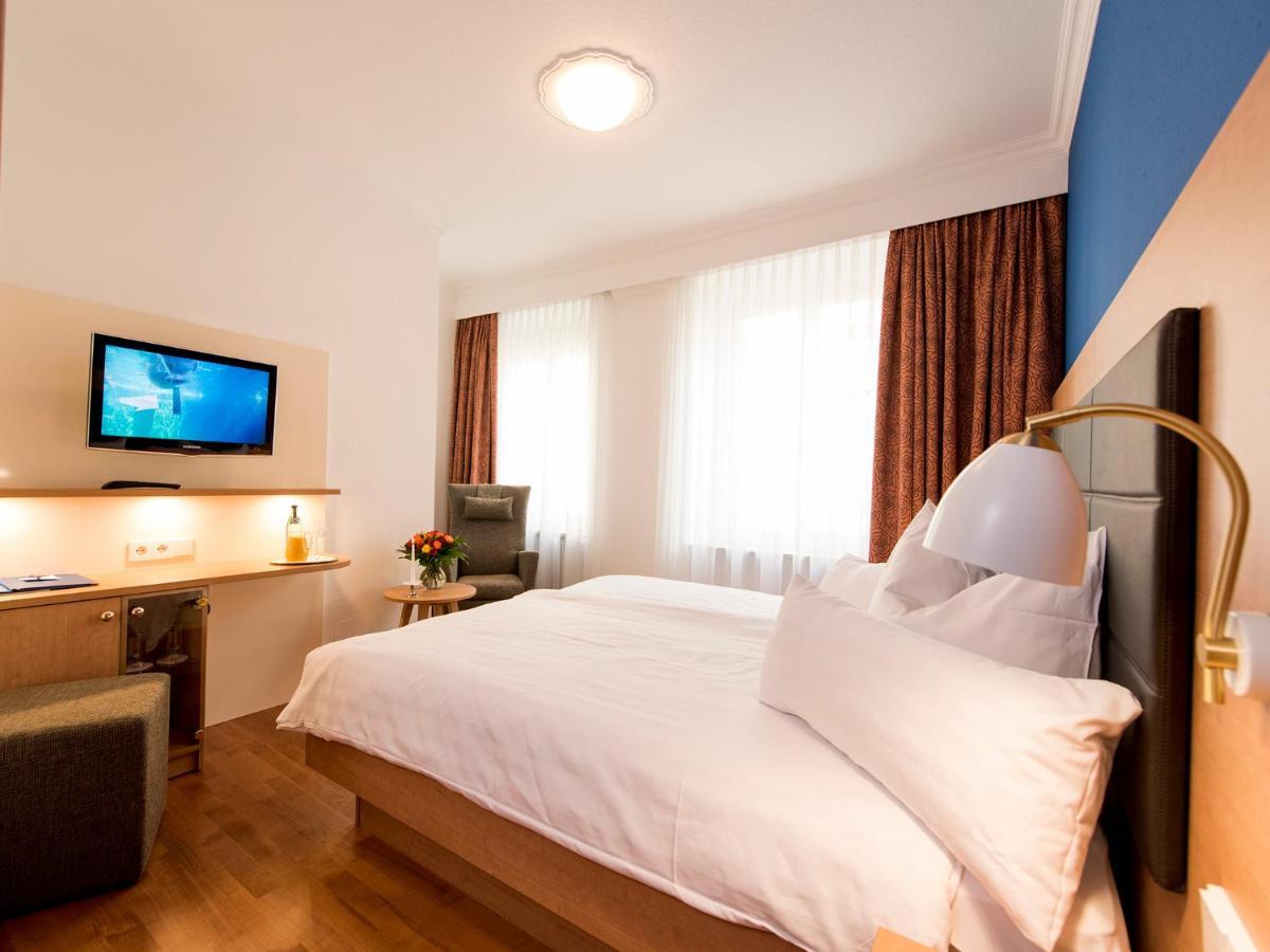 Hotel Ochsen Юберлінген Екстер'єр фото