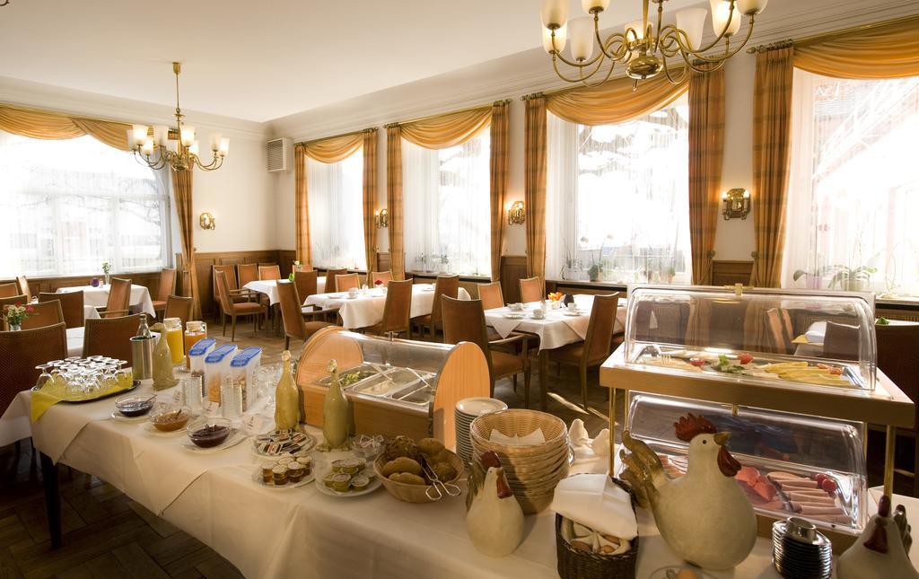 Hotel Ochsen Юберлінген Екстер'єр фото