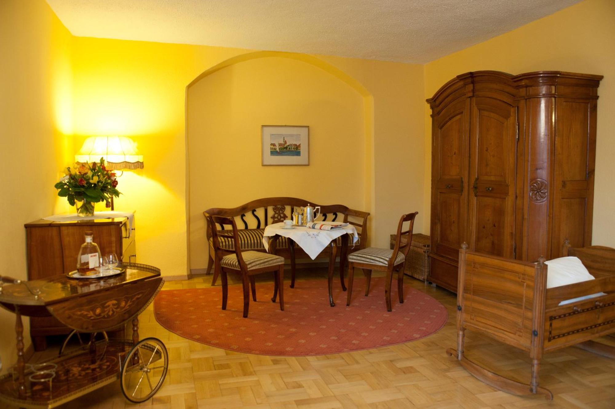 Hotel Ochsen Юберлінген Екстер'єр фото